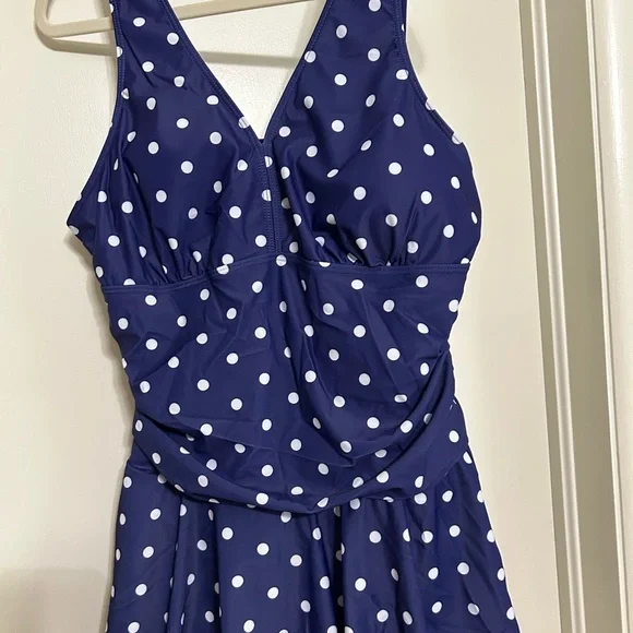 Polka Dot Womens Plus Size One Piece Swimsuit - Picture 4 of 9